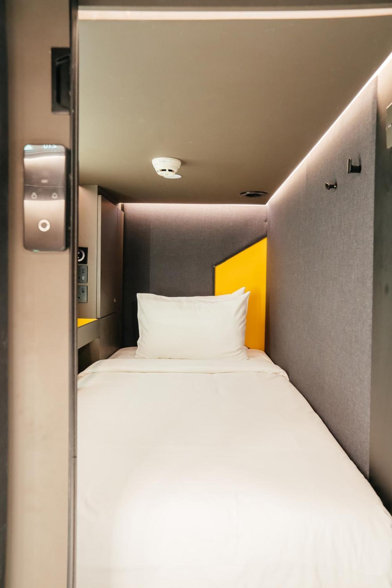 Capsule Transit Sleep Lounge Klia T1 - Landside Otel Sepang Dış mekan fotoğraf